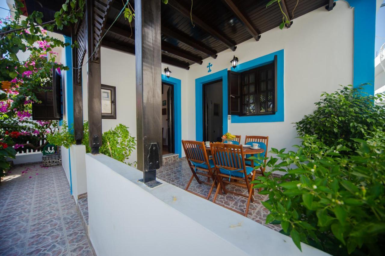 Stegnailion Apartment อาร์คานเยโลส ภายนอก รูปภาพ