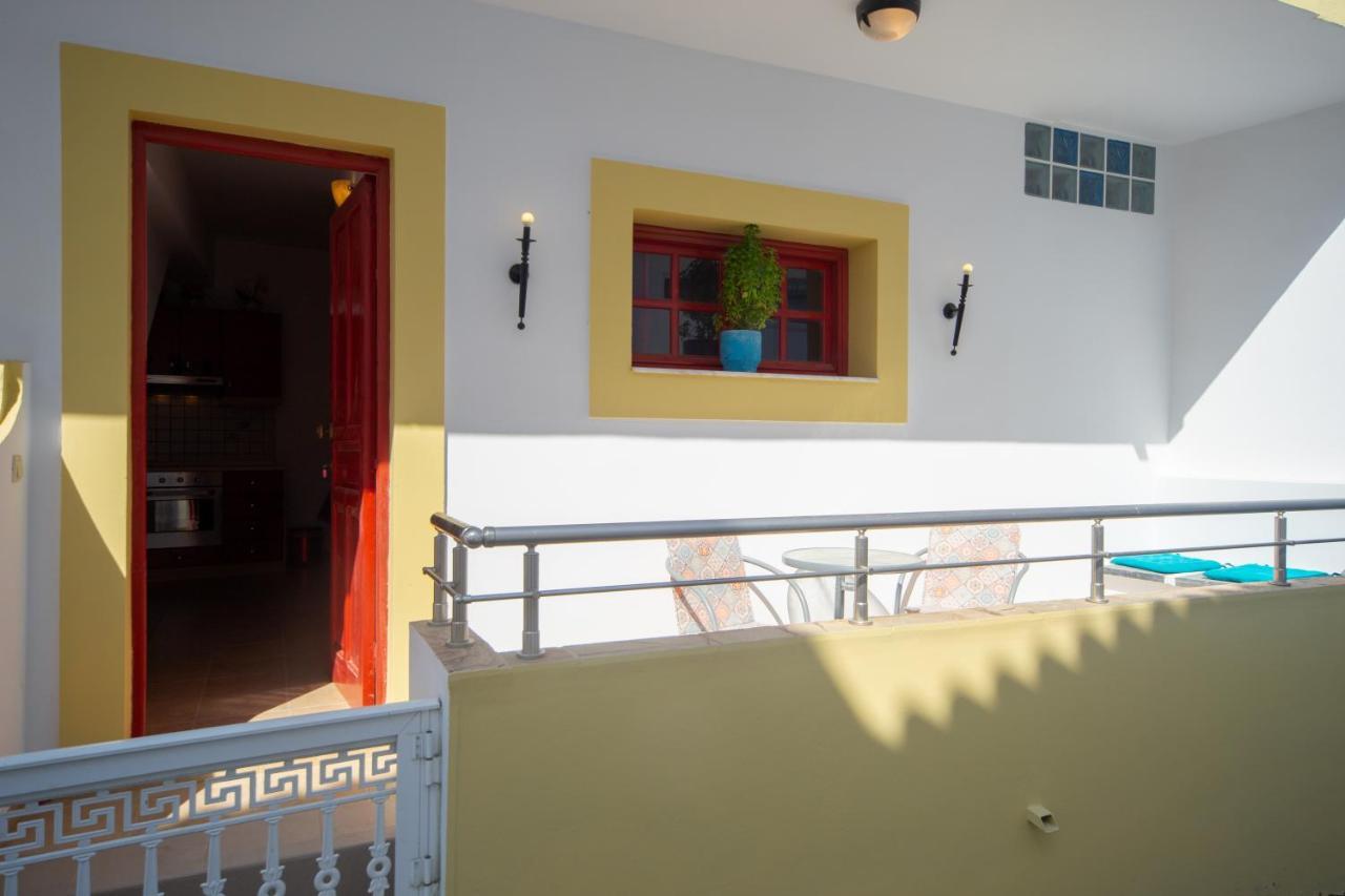 Stegnailion Apartment อาร์คานเยโลส ภายนอก รูปภาพ