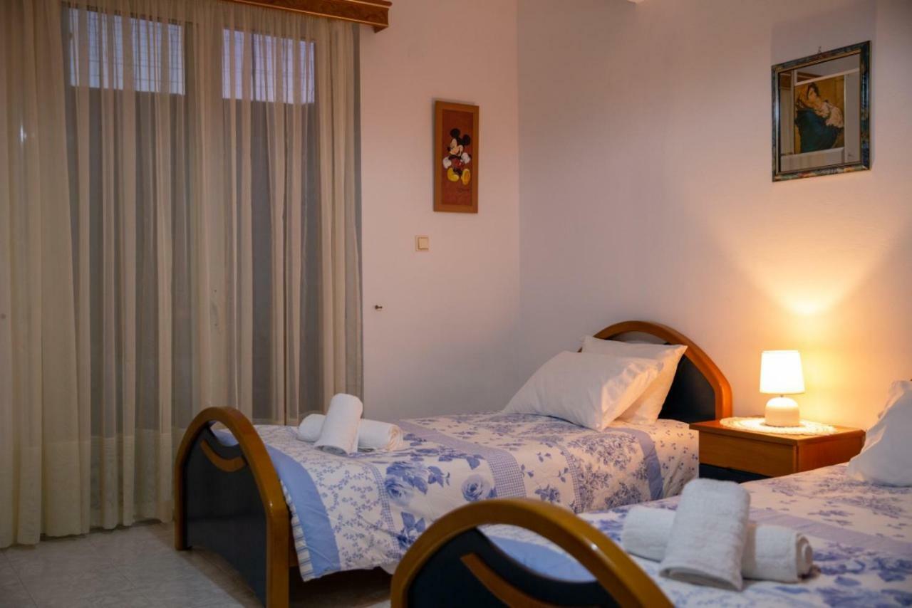 Stegnailion Apartment อาร์คานเยโลส ภายนอก รูปภาพ